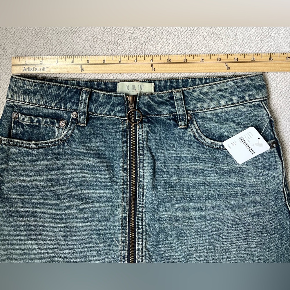 Free People Blue Denim Mini Skirt 🦋| Size: 28 - Picture 12 of 15